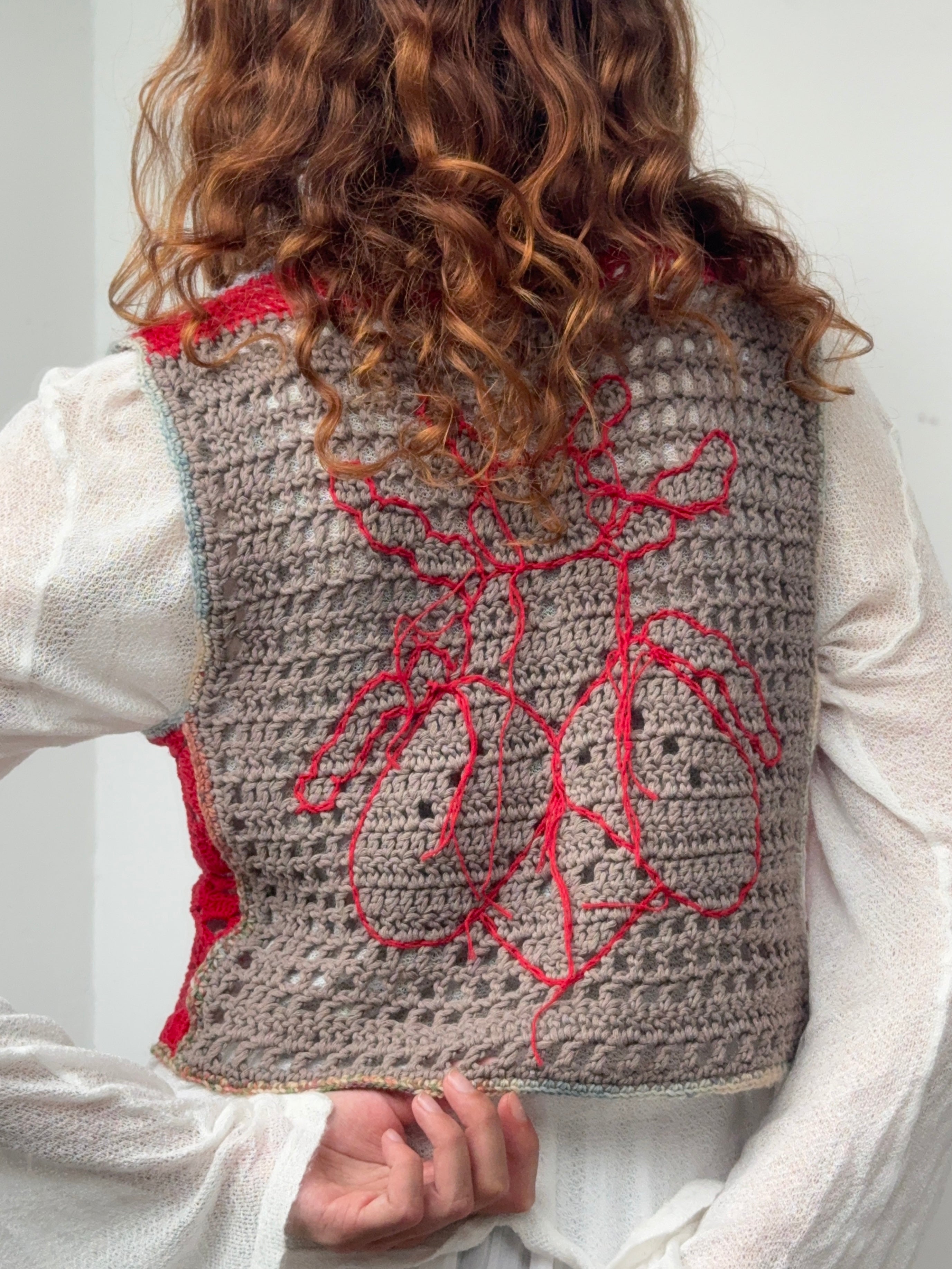 Mukha Vest