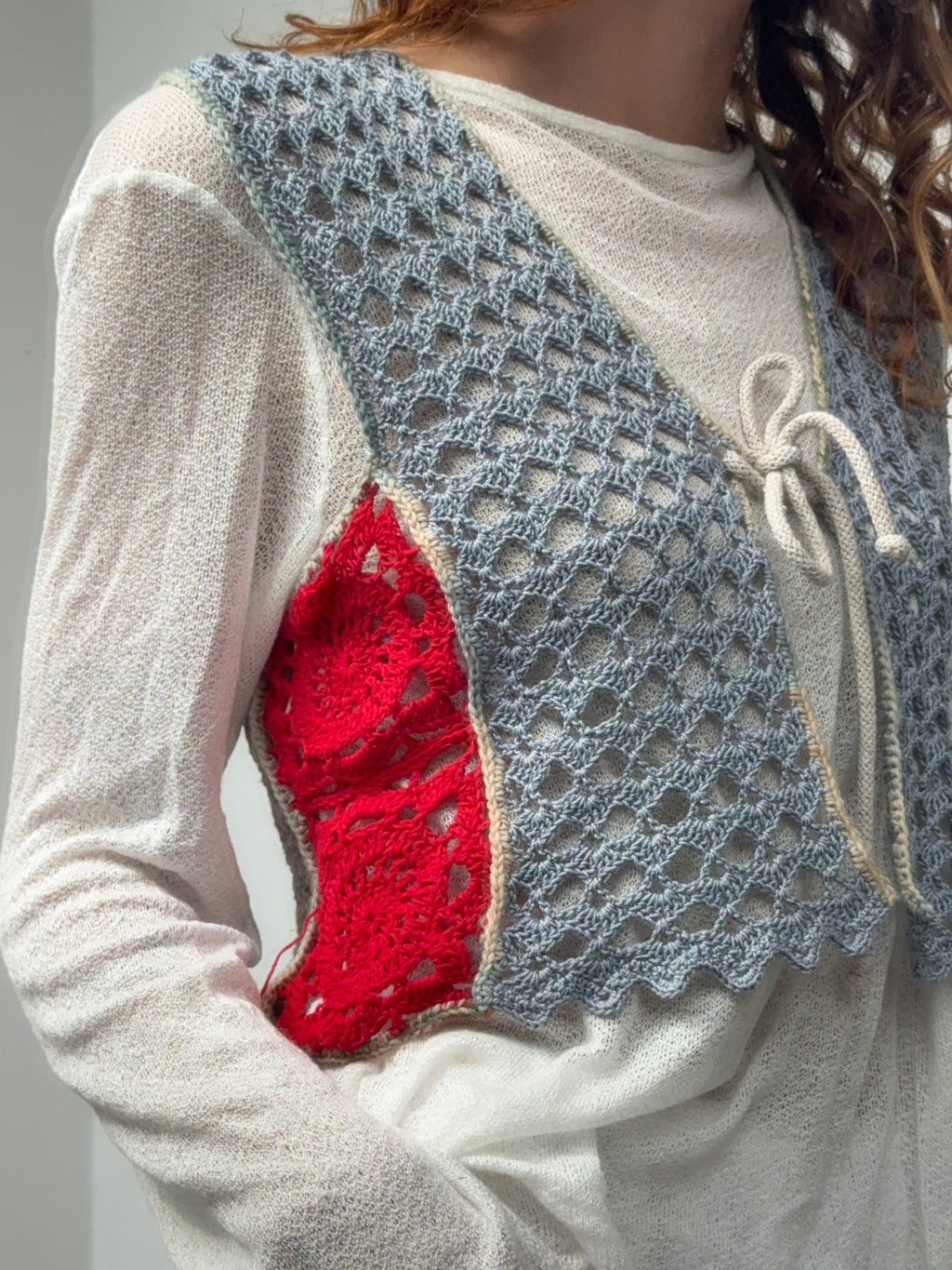 Mukha Vest