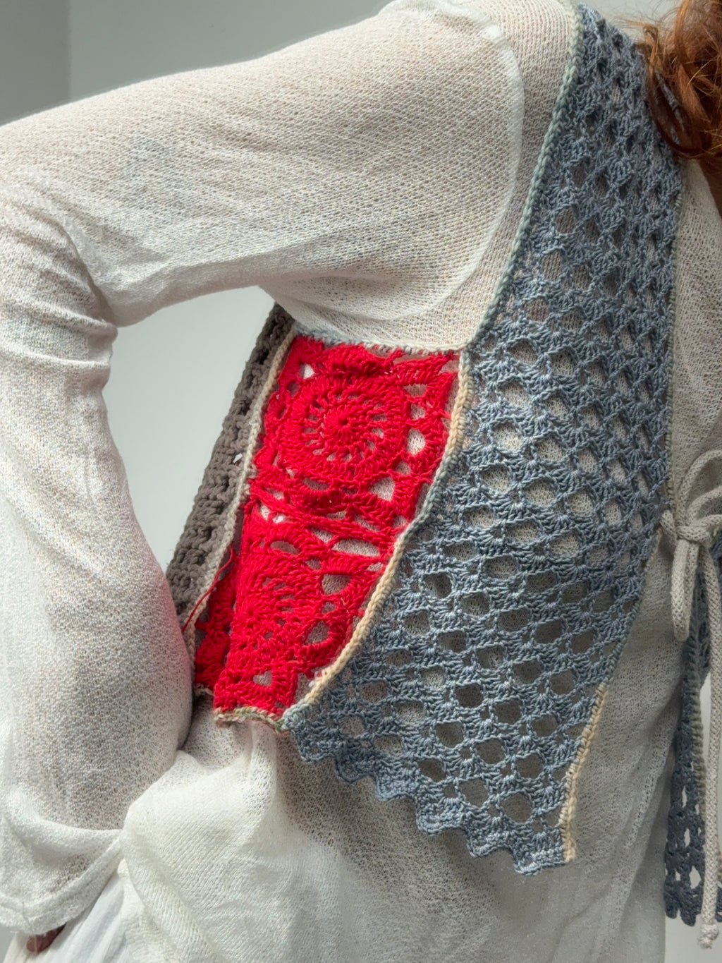 Mukha Vest