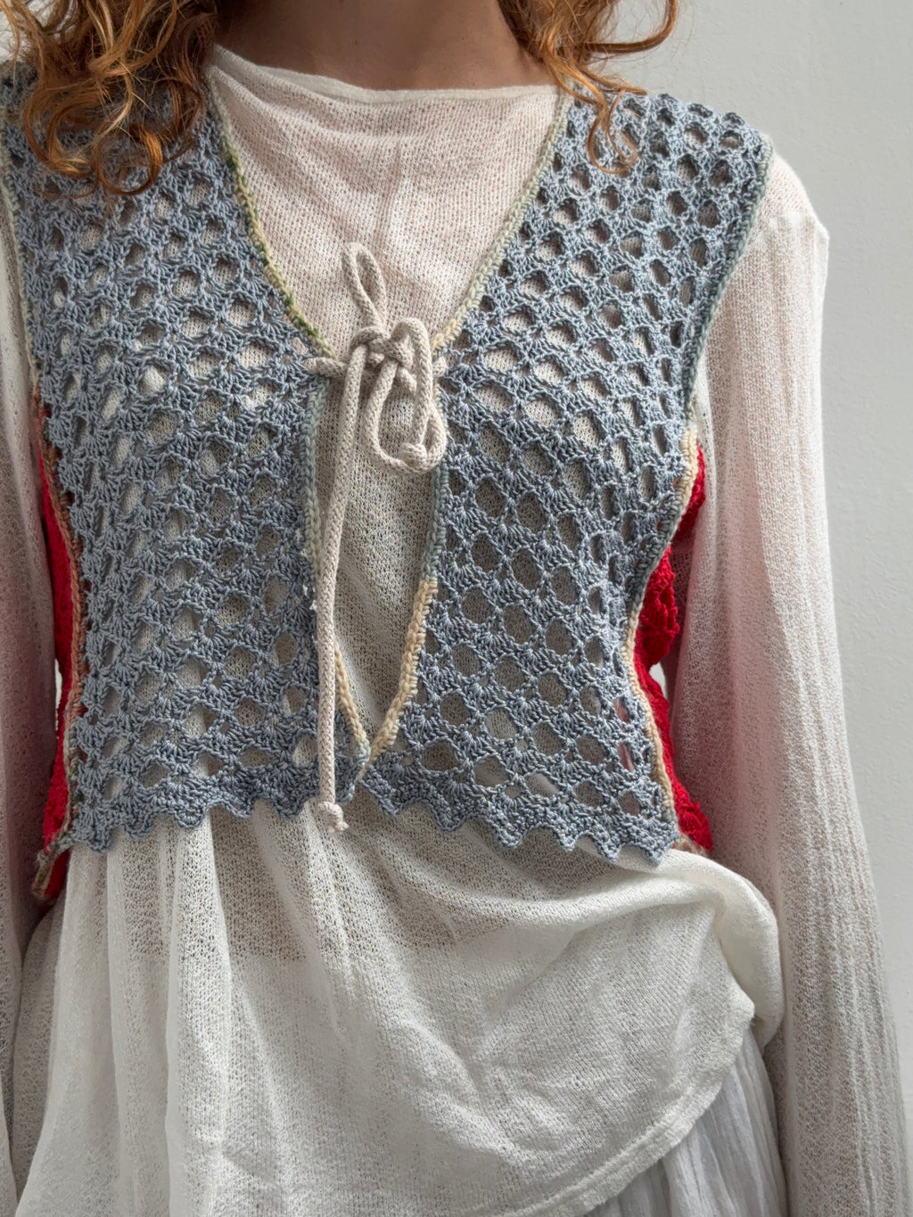 Mukha Vest