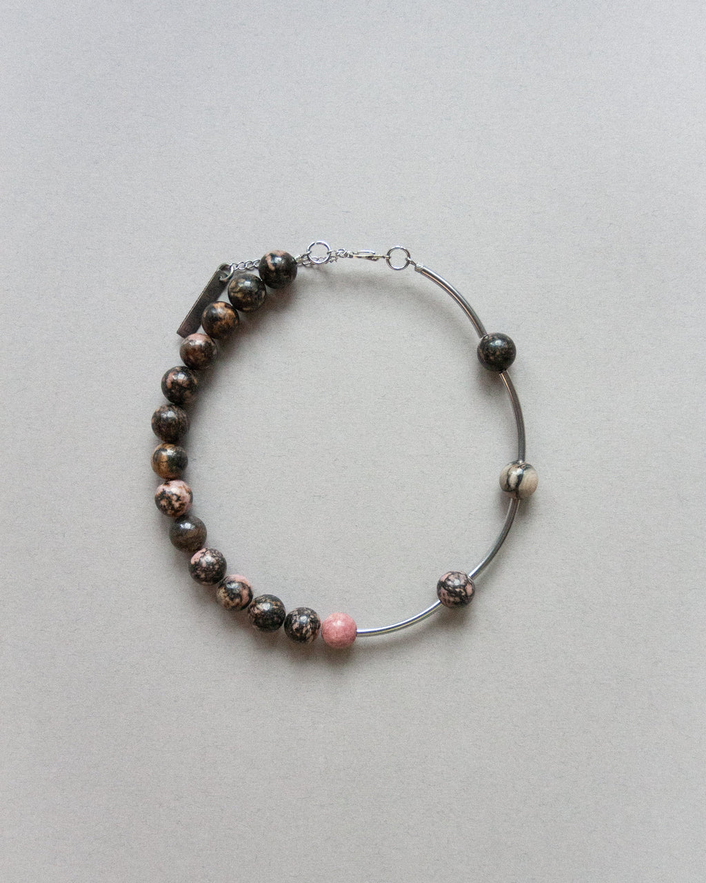 Io Rhodonite